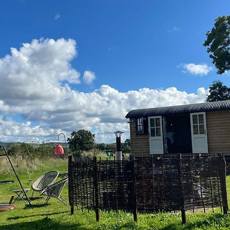 Toadland Shepherd Huts เดอรัม ภายนอก รูปภาพ