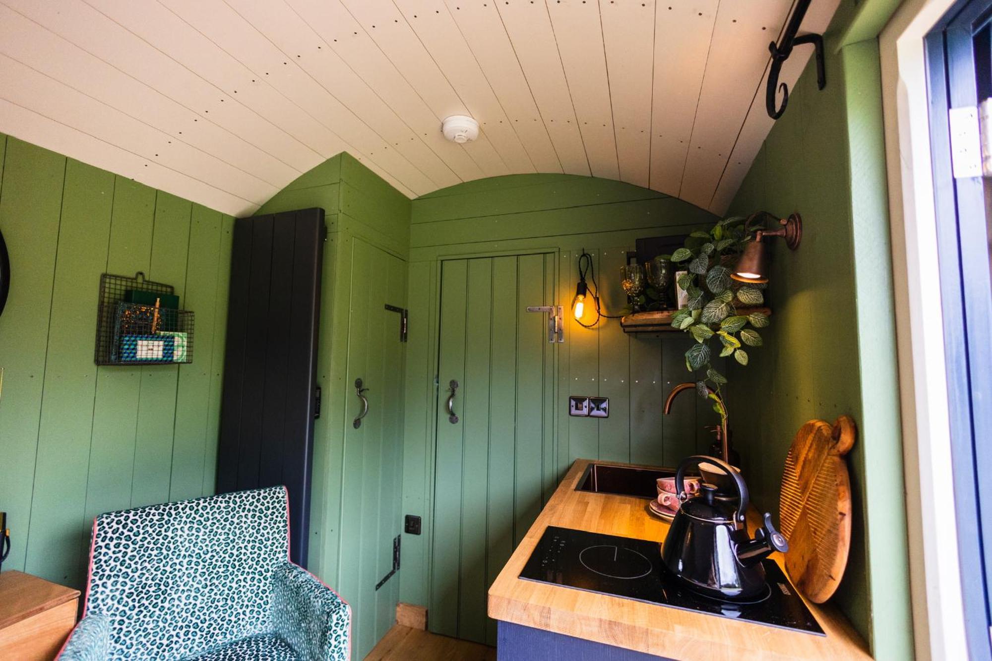 Toadland Shepherd Huts เดอรัม ภายนอก รูปภาพ